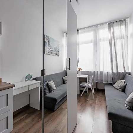 Rentplanet - świerczewo Apartament *